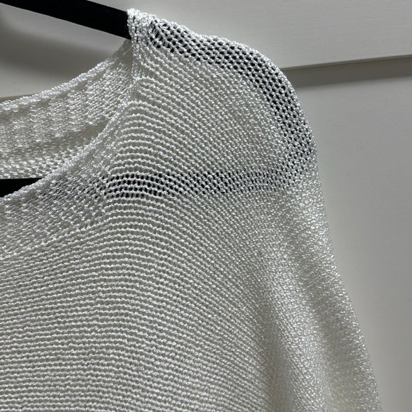 White sweater/top-Brand new - Picture 2 of 3